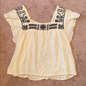 Cute ruffle sleeve tee